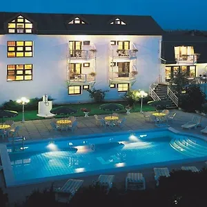 Monica Hotel Praag